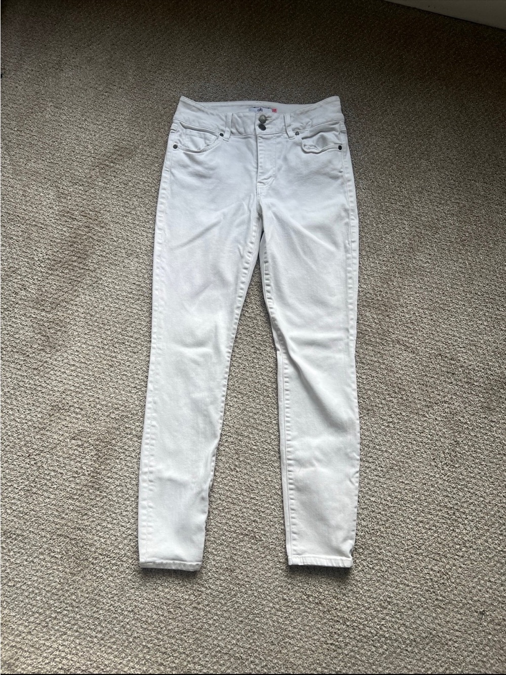CAbi White Skinny Jeans - Clean High-Rise Silhouette
